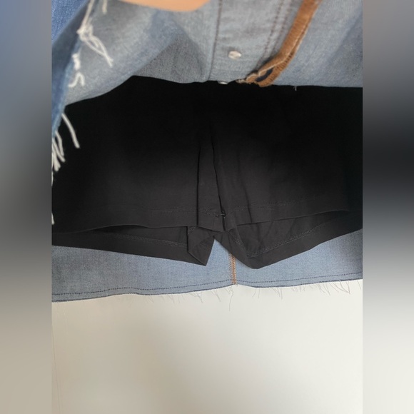 Button-up front denim skirt - Picture 5 of 5